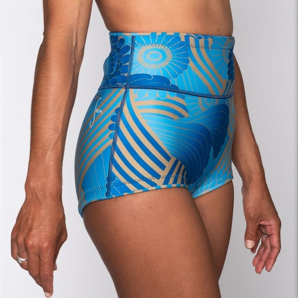 Seea Pants - Seea Palisades 2mm Yulex Stylish Blue and Gold Women's Shorts- Seaflower